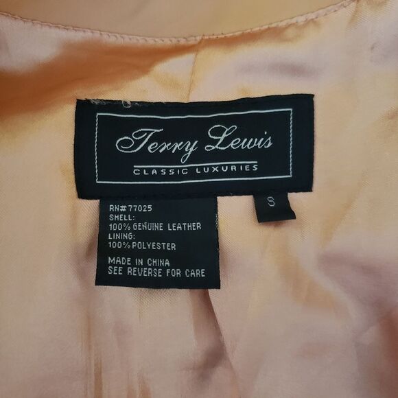 Vintage Jerry Lewis Leather Cropped Round Neck Button Front Jacket Women's Small - Picture 15 of 16